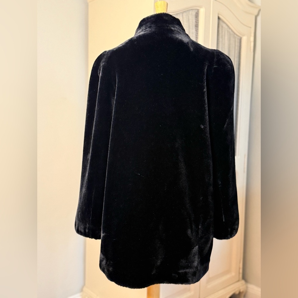 Classic 80s Vintage Jordache Mob Wife Faux Fur Coat - Picture 4 of 9
